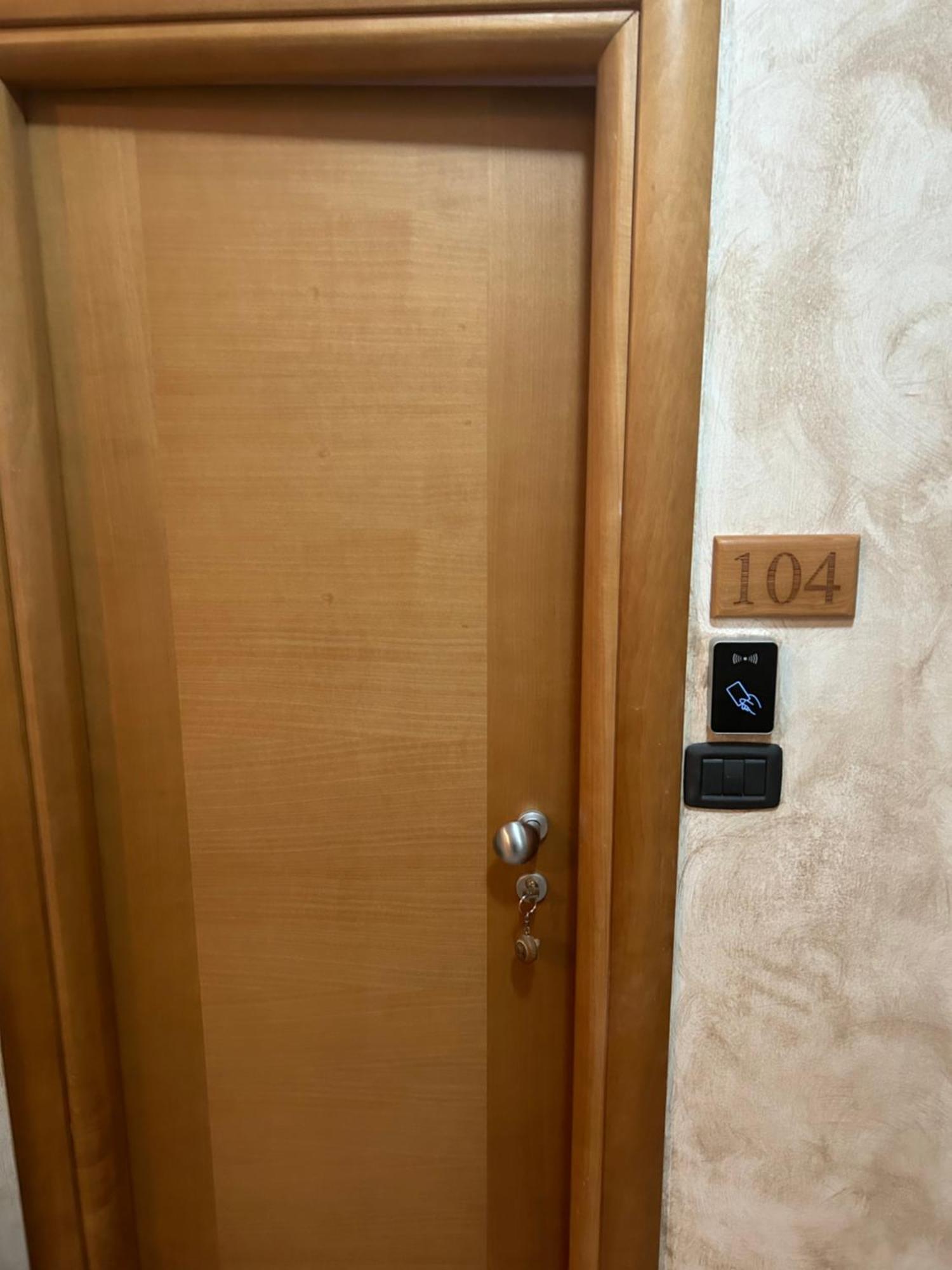 Albergo La Grolla Antey-Saint-André Exterior foto