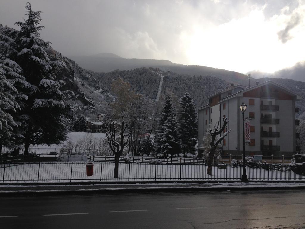 Albergo La Grolla Antey-Saint-André Exterior foto